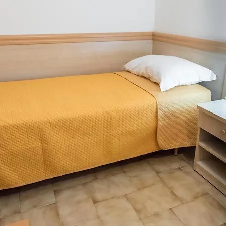 Trilocale Con A/c A - M035 アパート マルチェッリ