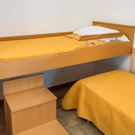 アパート Trilocale Con A/c A - M035